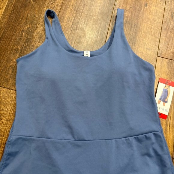 Elle Sport Womens Blue Active Tank Dress Tennis With Built In Bra and Shorts NWT - Picture 2 of 10